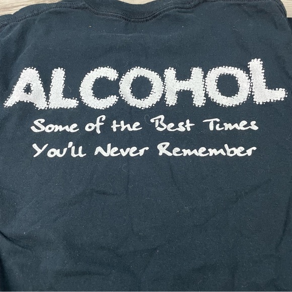 Brad Paisley Shirt Small Black This Is Country Alcohol Best Times Won’t Remember - Picture 6 of 6
